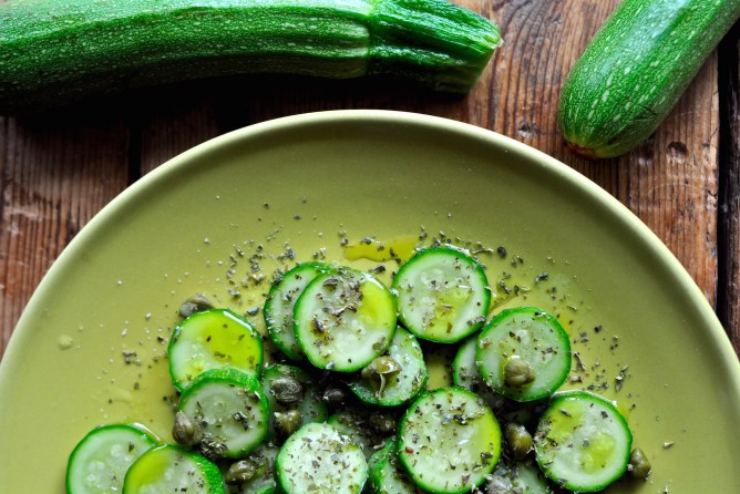 kolokuthakia_salata_kitchenhabitscom3